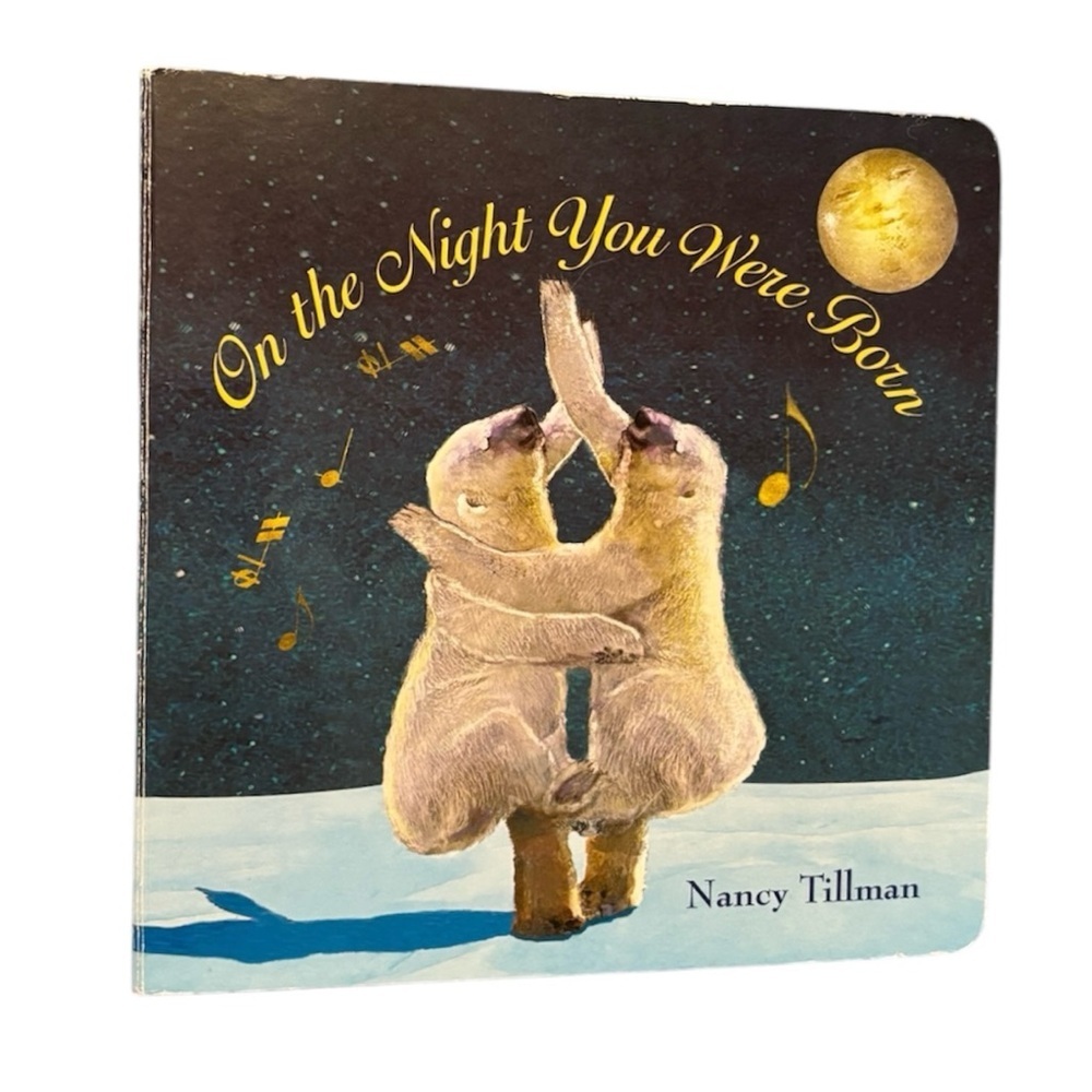 🎒BTS SALE📚 On the Night You Were Born Board Book - Picture 1 of 9